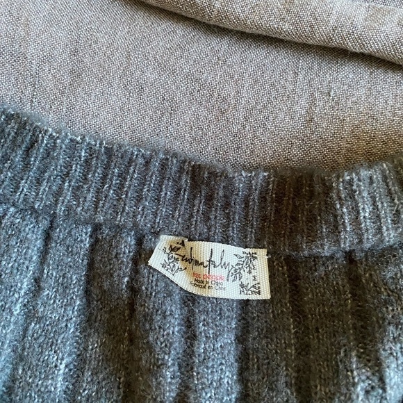 Intimately Free People Women's Around the World Sweater  Size Medium Tunic - Picture 6 of 9